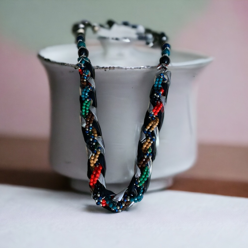 Very unique 80’s necklace Madonna era
